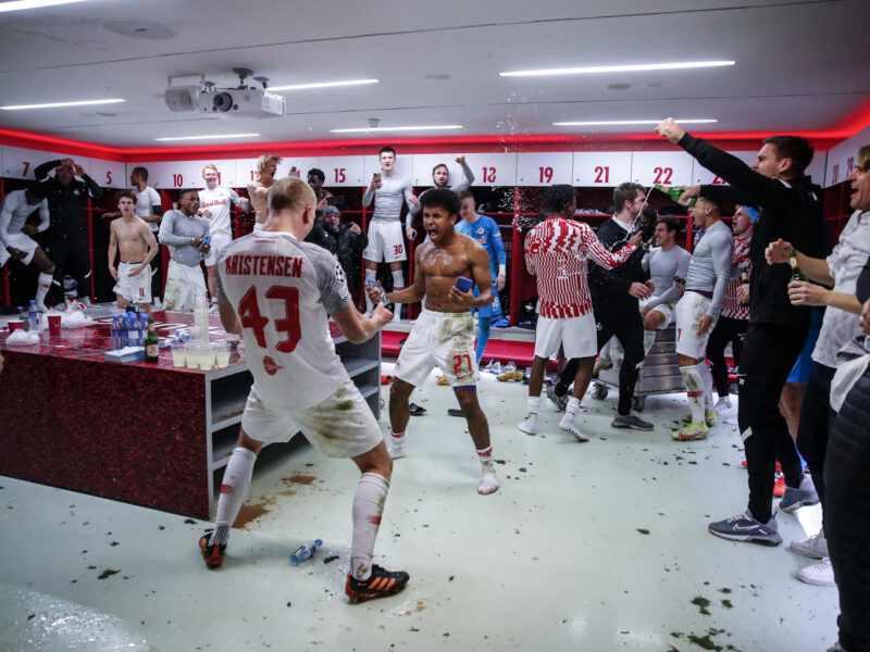 SALZBURG, AUSTRIA - DECEMBER 08: The team of FC Salzburg rejoices after the UEFA Champions League group G match between FC Salzburg and Sevilla FC at Red Bull Arena on December 08, 2021 in Salzburg, Austria. (Photo by Jasmin Walter - FC Red Bull Salzburg/FC Red Bull Salzburg via Getty Images)