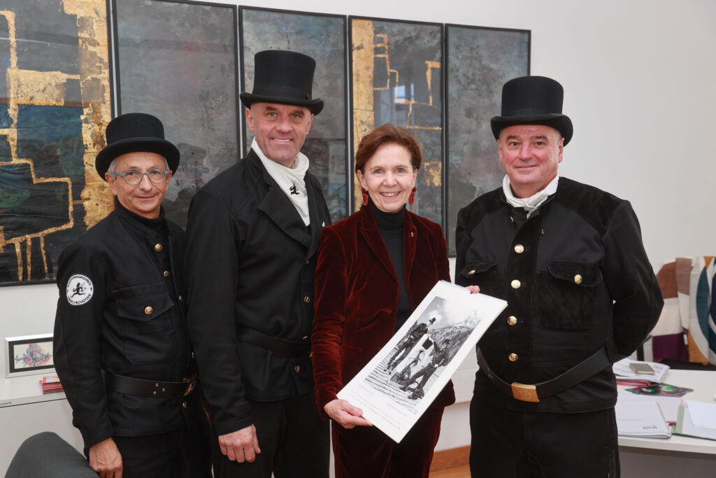 Wirtschaftskammer Salzburg Rauchfangkehrerinnung Präsentation Rauchfangkehrerkalender Foto: Franz Neumayr 13.12.2022